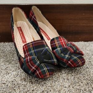 Elegant Plaid Bow Heels